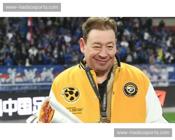 斯卢茨基用人捉襟见肘 申花伤病潮影响球队阵容深度